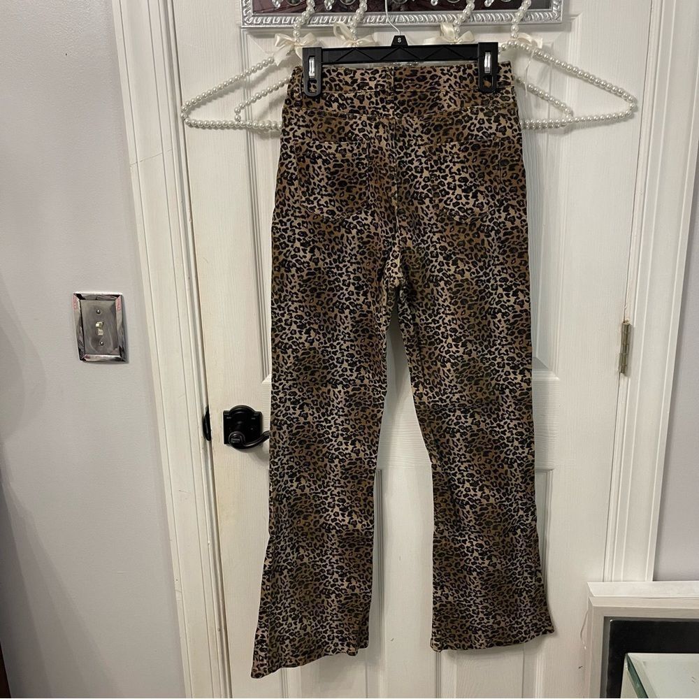 Leopard Print Matching Vest + Boot Cut Pants Set … - image 12
